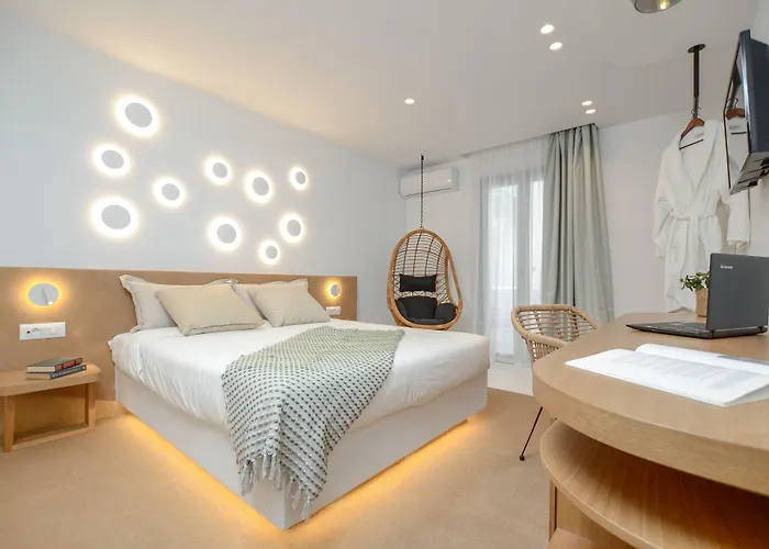 Argo Boutique Hotel 4*