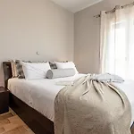 أرغو البوتيكي 4* Naxos City