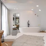 أرغو البوتيكي 4* Naxos City