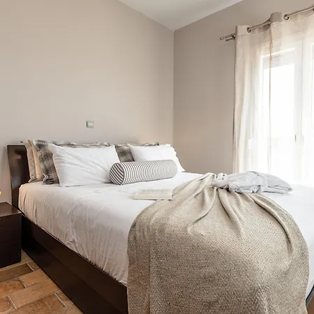 أرغو البوتيكي 4* Naxos City